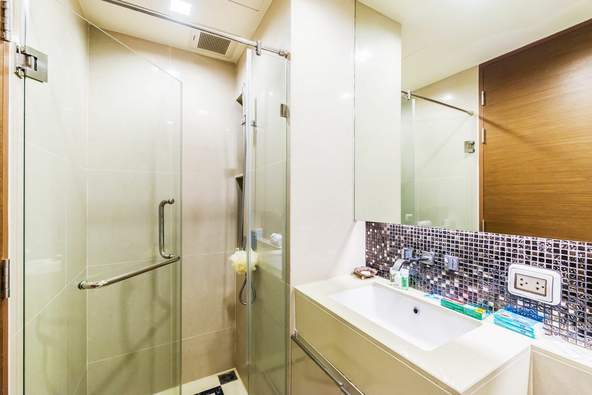 The Address Sathorn By Favstay Bangkok Ngoại thất bức ảnh